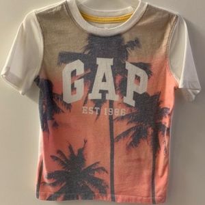 Gap Kids Tropical Look T-Shirt Size S (6/7)